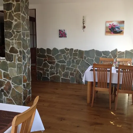 U Krbu 3* Vestec (Prague-West)